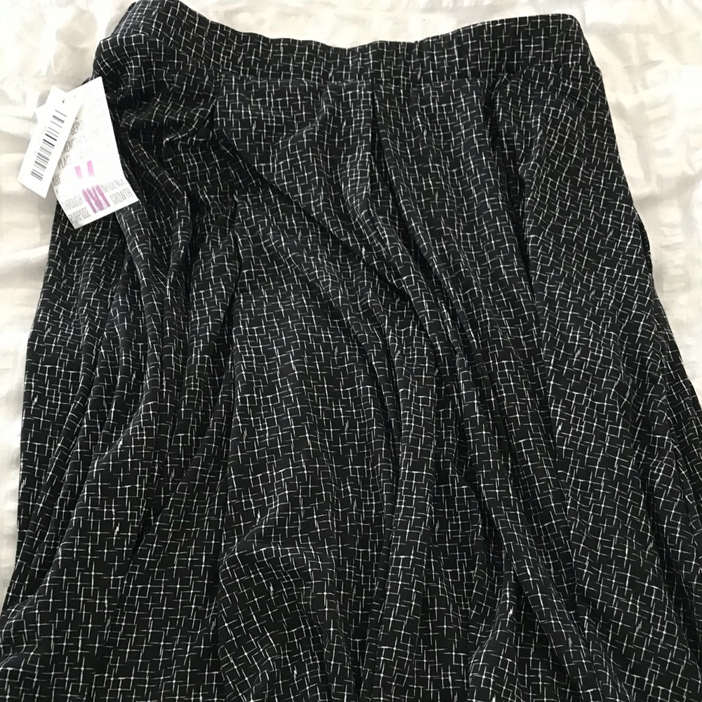 LuLaRoe Madison Skirt